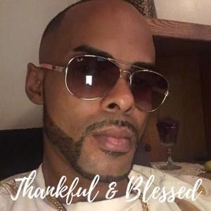 Meet your Posher, Victor